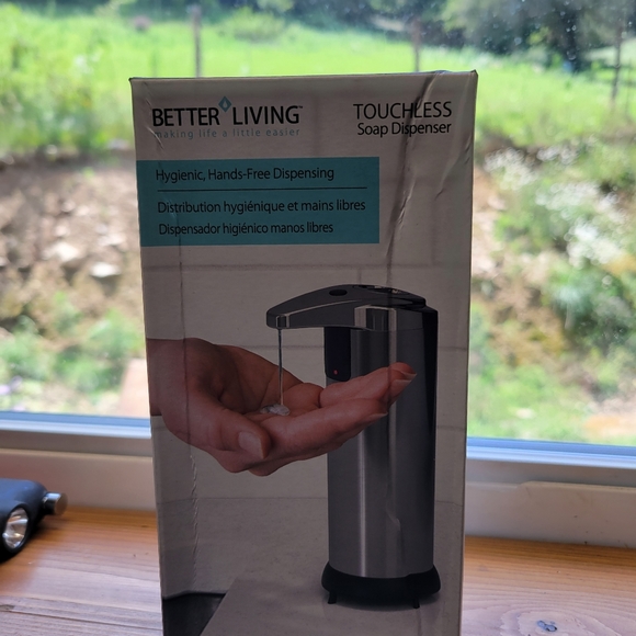 Touchless Soap Dispenser - Picture 4 of 11